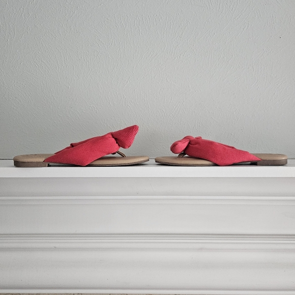 NWOT A New Day Adley Red Bow Flip Flop Sandals - Picture 6 of 10